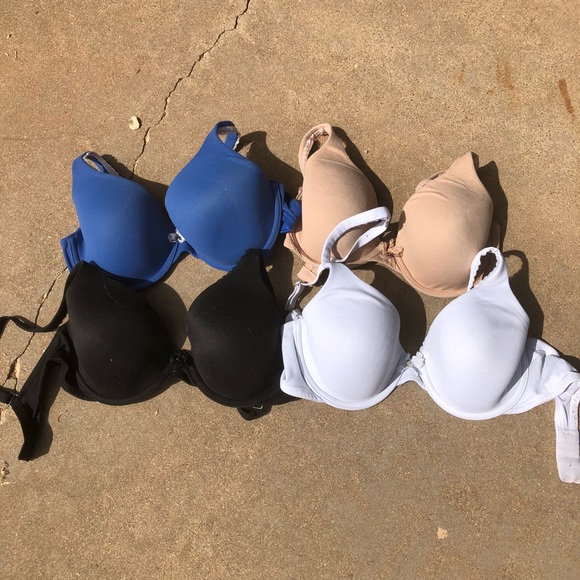 4 body by Victoria’s lined perfect coverage 34C - Picture 1 of 8